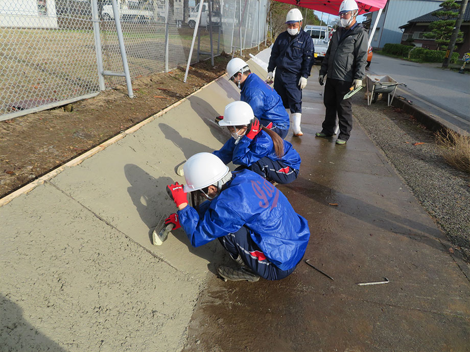 防草コンクリート工事｜令和3年度　飯田高校生との交流会